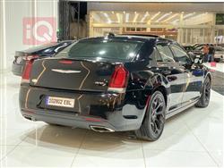 کرایسلەر 300